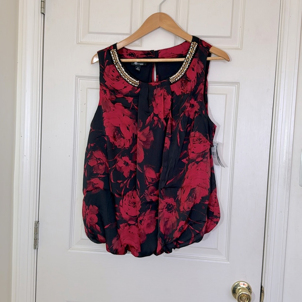 NWT Cute Red & Black Top With Stones & Beads Neckline Size 1X